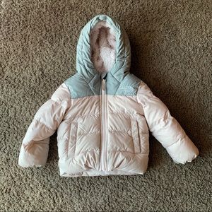 Toddler Girl North Face Winter Puffer Coat.